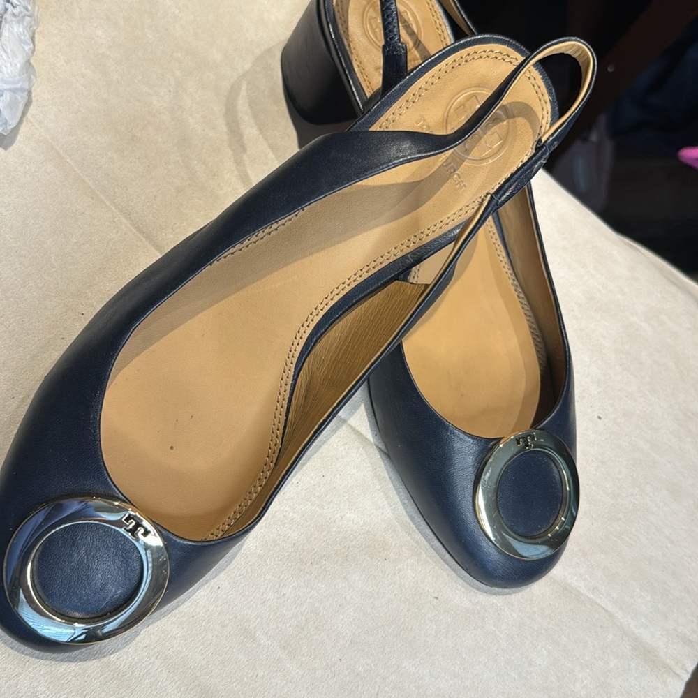 Tory Burch Caterina 4m Slingback- Nappa Leather. Color Perfect Navy. Style 37961